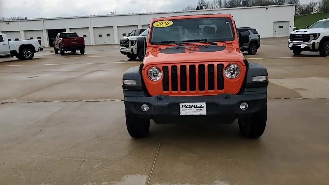 2020 Jeep Gladiator — rear three-quarter view
