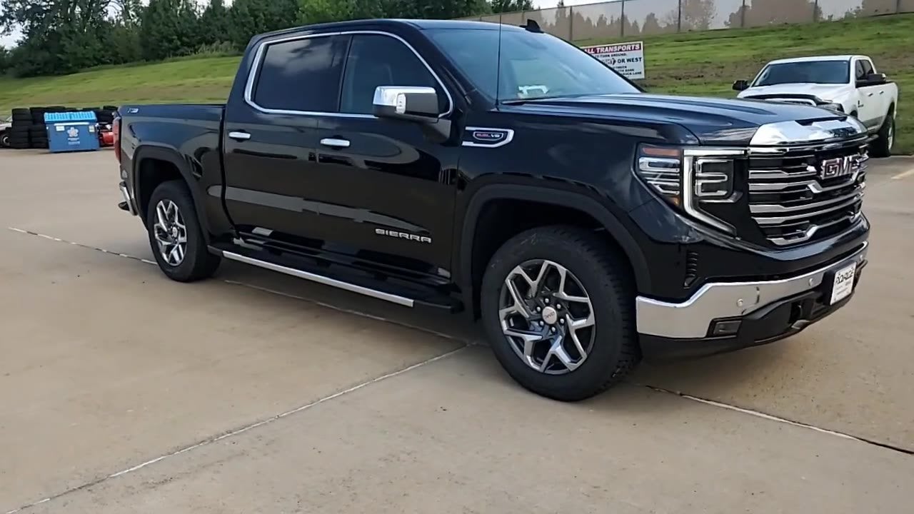 2026 GMC Sierra 1500 — side profile view